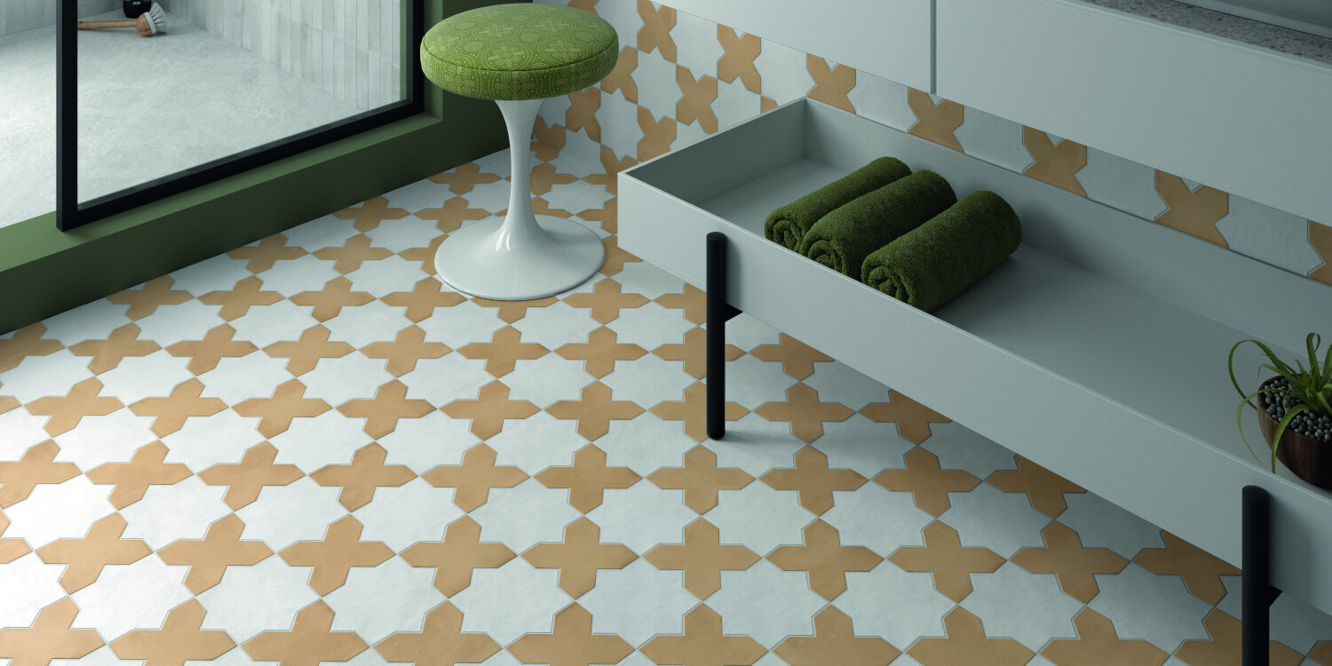 29076 KASBAH STAR BONE 16.8X16.8 CM.